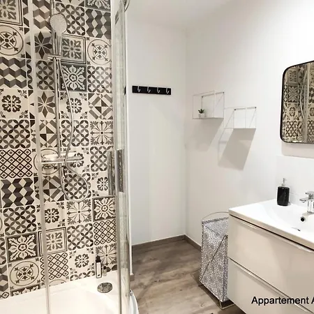 Sejour En Famille Ou Entre Amis: Sauna, Billard Bains-les-Bains