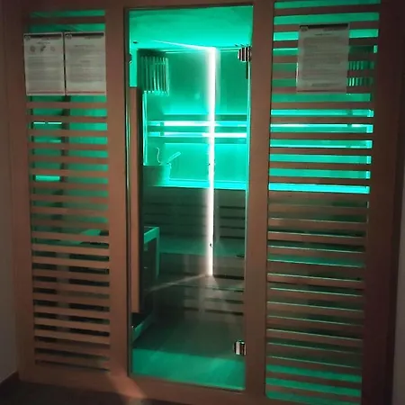Sejour En Famille Ou Entre Amis: Sauna, Billard Villa